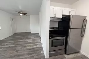 1958 McKinley St, Hollywood, FL 33020 - Photo 3