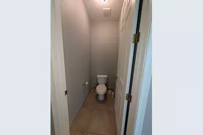 2851 W Prospect Rd, Unit #701, Tamarac, FL 33309 - Photo 21