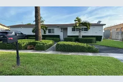 7871 NW 181st Street, Hialeah, FL 33015 - Photo 1
