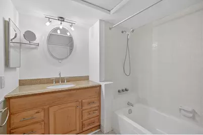 119 NE 19th Ct, Unit #205-G, Wilton Manors, FL 33305 - Photo 17