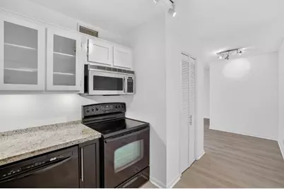 119 NE 19th Ct, Unit #205-G, Wilton Manors, FL 33305 - Photo 11