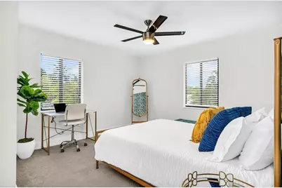 740 NE 17th Ave, Fort Lauderdale, FL 33304 - Photo 9