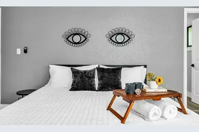 740 NE 17th Ave, Fort Lauderdale, FL 33304 - Photo 15