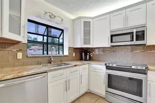 903 Congressional Way, Deerfield Beach, FL 33442 - Photo 17