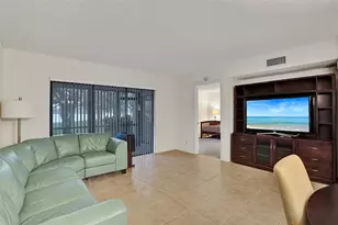 903 Congressional Way, Deerfield Beach, FL 33442 - Photo 9