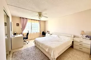 9440 SW 8th St, Boca Raton, FL 33428 - Photo 13