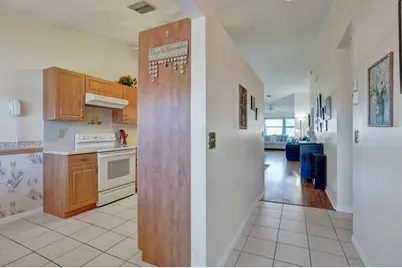 7673  Tahiti Ln, Unit #202, Lake Worth, FL 33467 - Photo 7