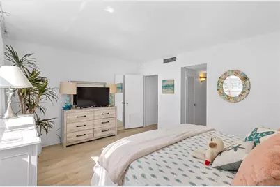 4250  Galt Ocean Dr, Unit #8S, Fort Lauderdale, FL 33308 - Photo 9