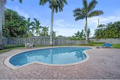 1011 SE 10th Court, Deerfield Beach, FL 33441 - Photo 37