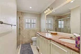 16686 Golfview Dr, Weston, FL 33326 - Photo 9