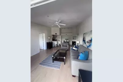 2021 SE 10th Ave, Unit #219, Fort Lauderdale, FL 33316 - Photo 5