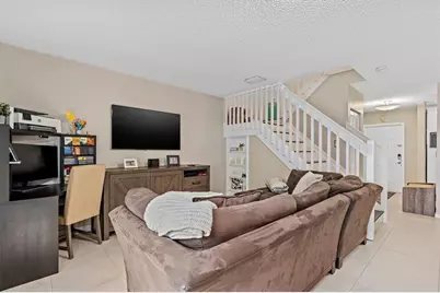 20815 NW 2nd St, Unit #20815, Pembroke Pines, FL 33029 - Photo 11