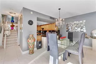 565 NW 98th Ave, Plantation, FL 33324 - Photo 9