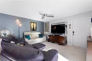 565 NW 98th Ave, Plantation, FL 33324 - Photo 13