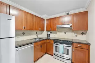 1900 S Ocean Blvd, Lauderdale by the Sea, FL 33062 - Photo 5