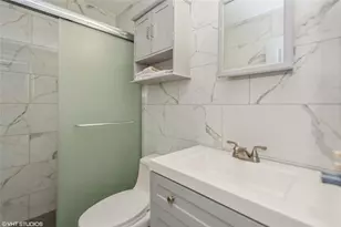 800 SW 11th Ave, Hallandale Beach, FL 33009 - Photo 11