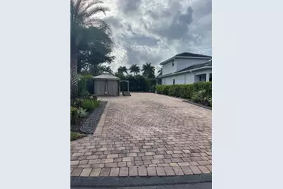 483 S Cortez Drive Cir S, Margate, FL 33068 - Photo 3