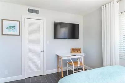 2791 NE 9th Ct, Pompano Beach, FL 33062 - Photo 23