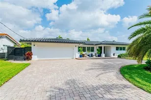 2791 NE 9th Ct, Pompano Beach, FL 33062 - Photo 27