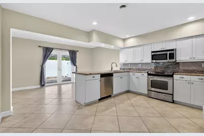 2125 NE 56th Court, Fort Lauderdale, FL 33308 - Photo 9