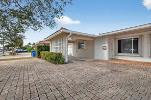 2125 NE 56th Ct, Fort Lauderdale, FL 33308 - Photo 3