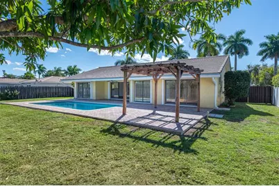 16780 Harbor Court, Weston, FL 33326 - Photo 5