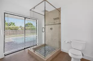 16780 Harbor Ct, Weston, FL 33326 - Photo 29