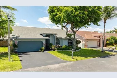 9910 NW 53rd Ct, Coral Springs, FL 33076 - Photo 39