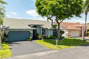 9910 NW 53rd Ct, Coral Springs, FL 33076 - Photo 39