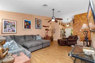 9910 NW 53rd Ct, Coral Springs, FL 33076 - Photo 7