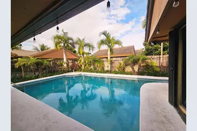 19975 NE 10th Place Way, Miami, FL 33179 - Photo 17