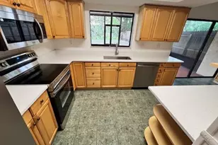 8331 SW 39th Ct, Davie, FL 33328 - Photo 5