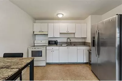 2802  Avenue G, Fort Pierce, FL 34947 - Photo 9