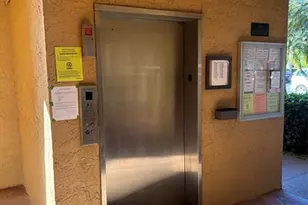 6207 Coral Lake Dr, Pompano Beach, FL 33063 - Photo 7