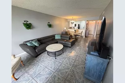 6207  Coral Lake Dr, Unit #107, Pompano Beach, FL 33063 - Photo 9