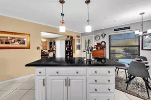 9050 Jacaranda Ln, Plantation, FL 33324 - Photo 13