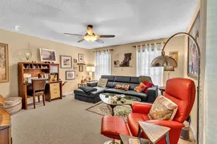 9050 Jacaranda Ln, Plantation, FL 33324 - Photo 21