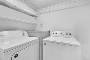 9050 Jacaranda Ln, Plantation, FL 33324 - Photo 31