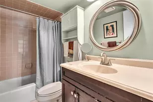 9050 Jacaranda Ln, Plantation, FL 33324 - Photo 29