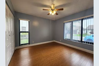 1572 SW 23rd Ter, Deerfield Beach, FL 33442 - Photo 11