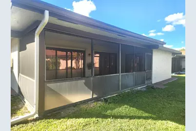 1572 SW 23rd Ter, Deerfield Beach, FL 33442 - Photo 17