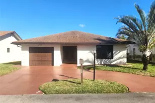 1572 SW 23rd Terrace, Deerfield Beach, FL 33442 - Photo 1