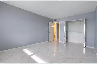 4036 Cornwall B #4036, Boca Raton, FL 33434 - Photo 11