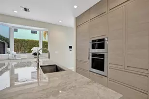 904 Ponce de Leon Dr, Fort Lauderdale, FL 33316 - Photo 15