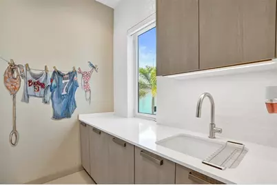 904  Ponce De Leon Dr, Fort Lauderdale, FL 33316 - Photo 57