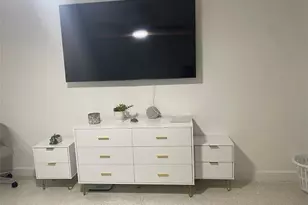 1446 Hayes St, Hollywood, FL 33020 - Photo 9