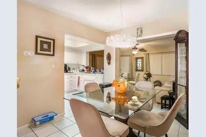 4929 NW 53rd St, Tamarac, FL 33319 - Photo 3