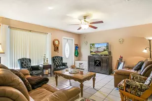 4929 NW 53rd St, Tamarac, FL 33319 - Photo 13