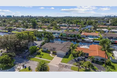 1430 NE 57th Ct, Fort Lauderdale, FL 33334 - Photo 9