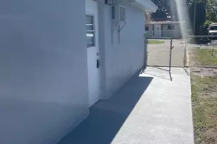 6445 SW 20th St, Miramar, FL 33023 - Photo 9